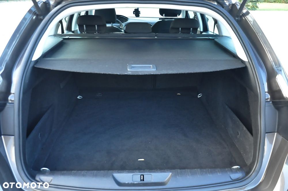 Peugeot 308 1.6 e-HDi Active S&S - 33