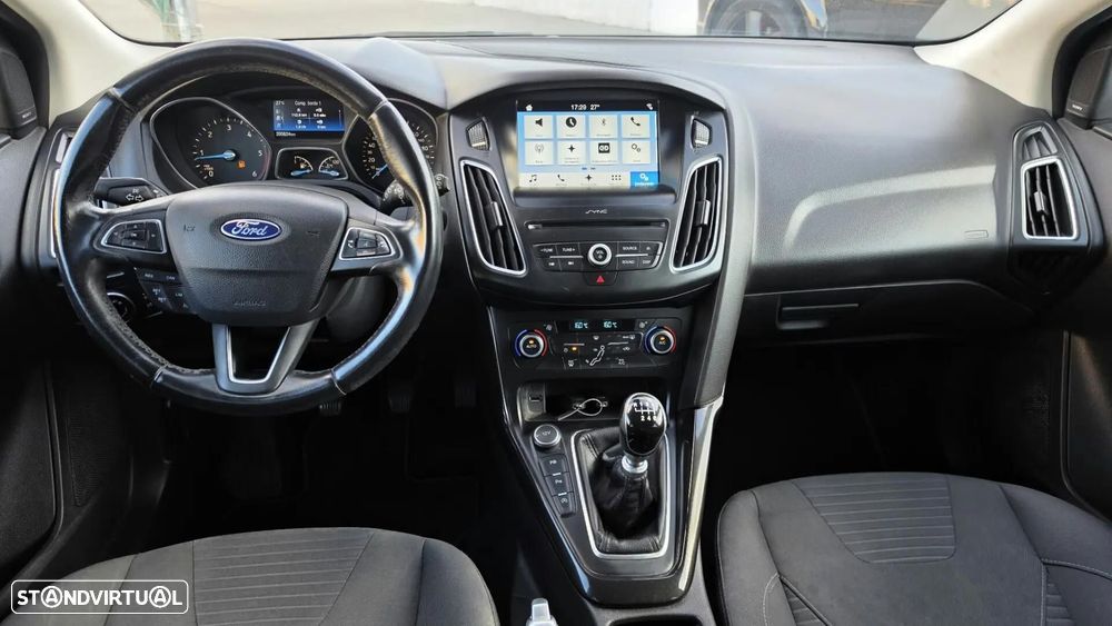 Ford Focus SW 1.5 TDCi EcoBlue Business - 7