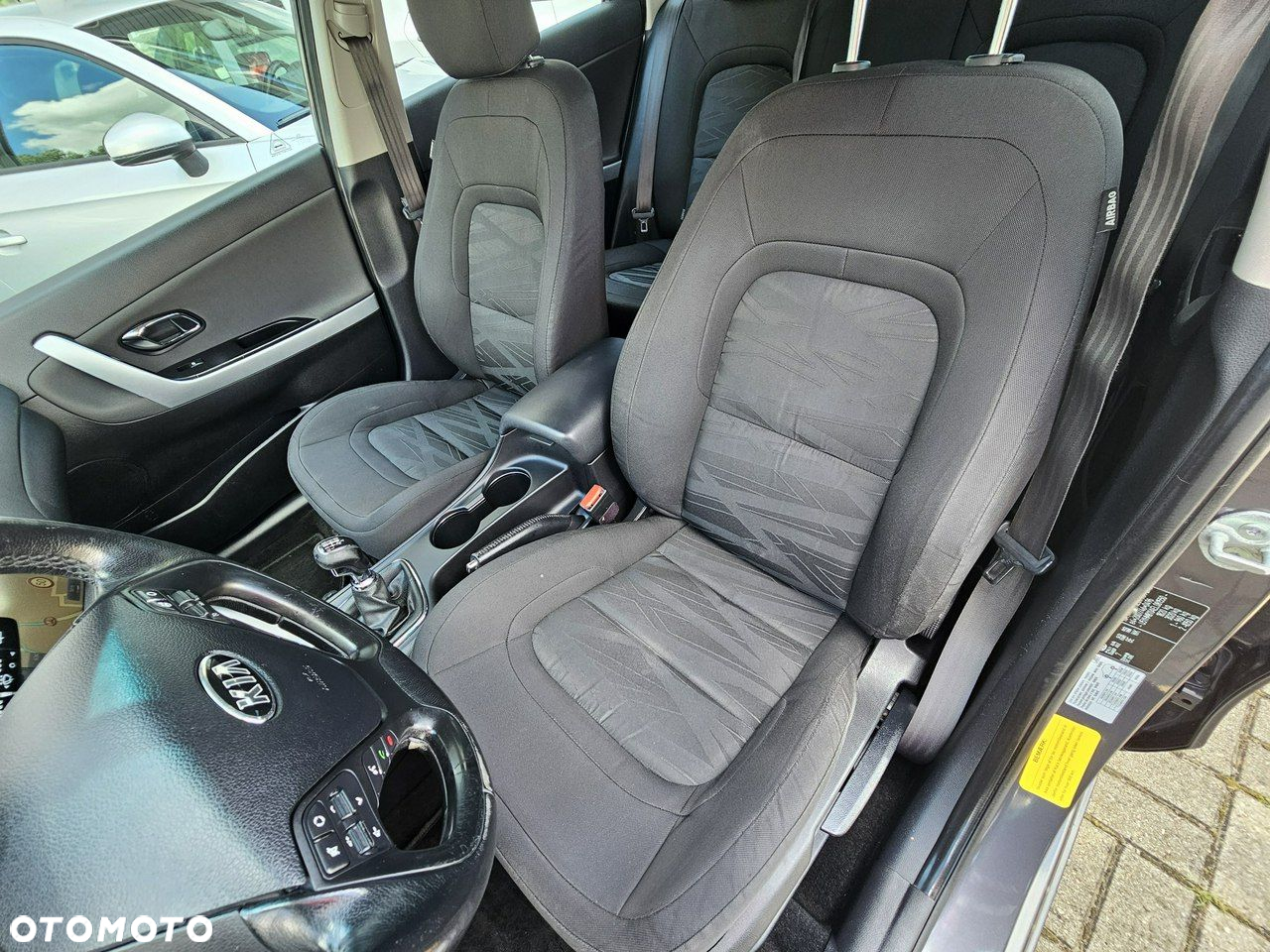 Kia Ceed 1.4 CVVT SW Dream Team Edition - 11