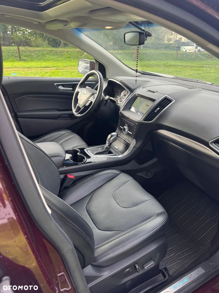 Ford Edge - 8