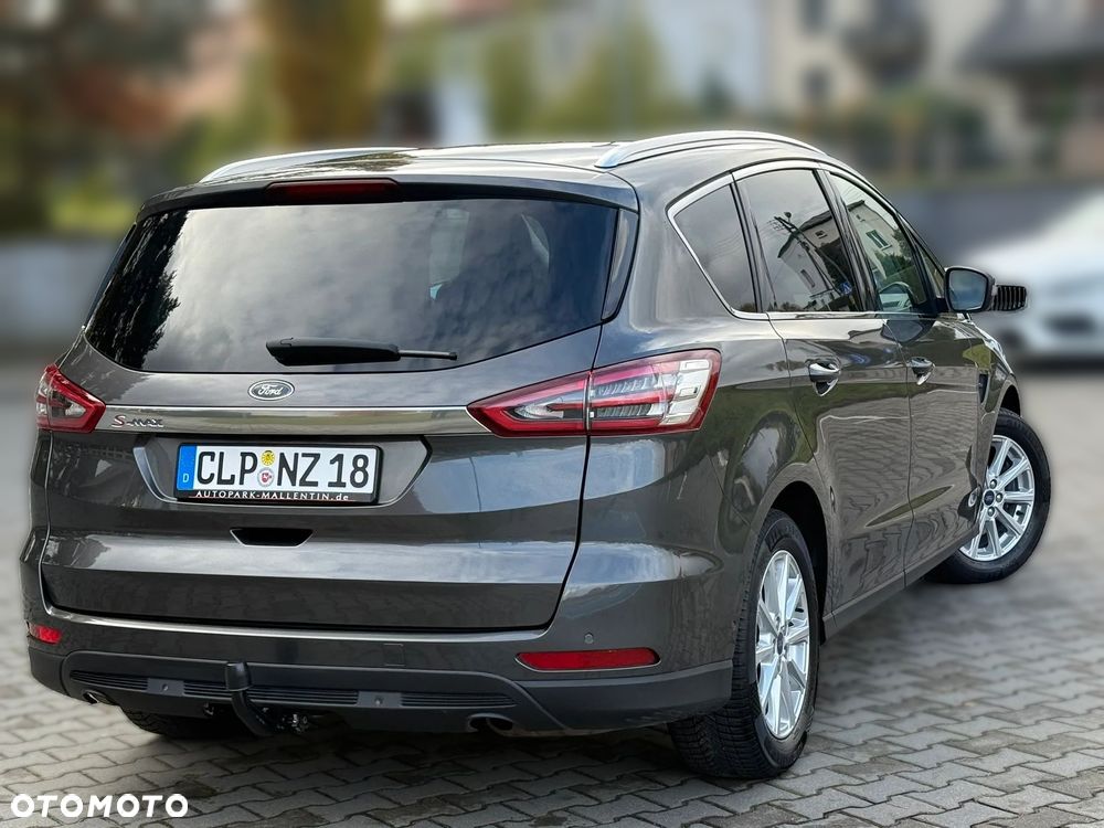 Ford S-Max 2.0 TDCi Titanium - 18