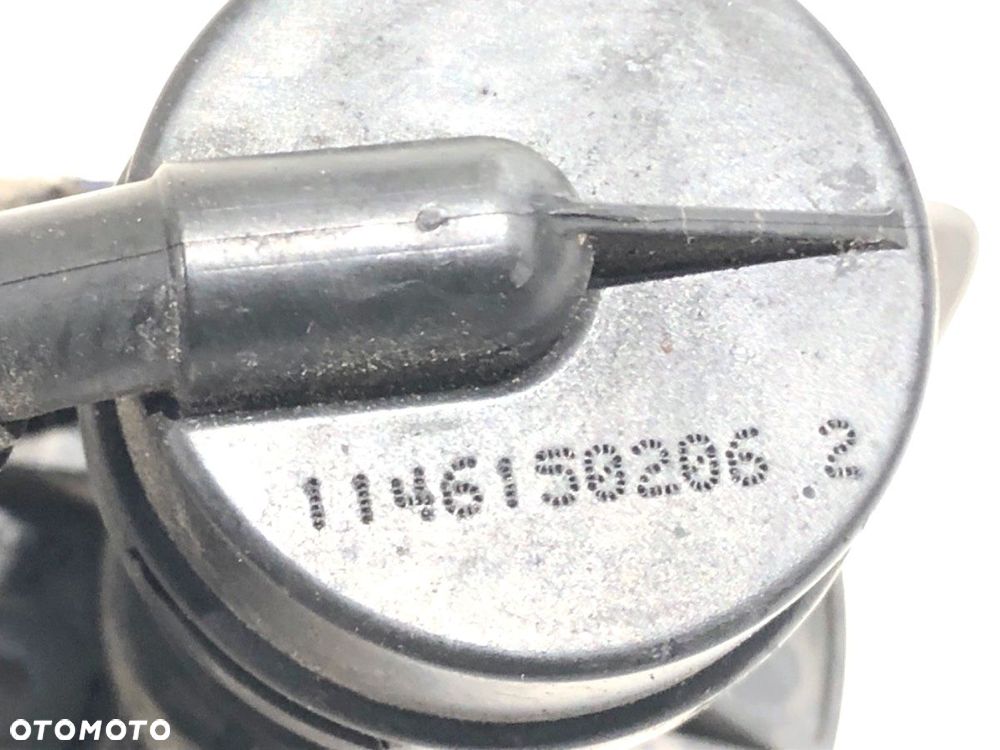 SPRYSKIWACZ REFLEKTORA PRAWY PRZÓD  AUDI A6 C6 Avant (4F5) 2004 - 2011 2.0 TFSI 125 kW [170 KM] - 6