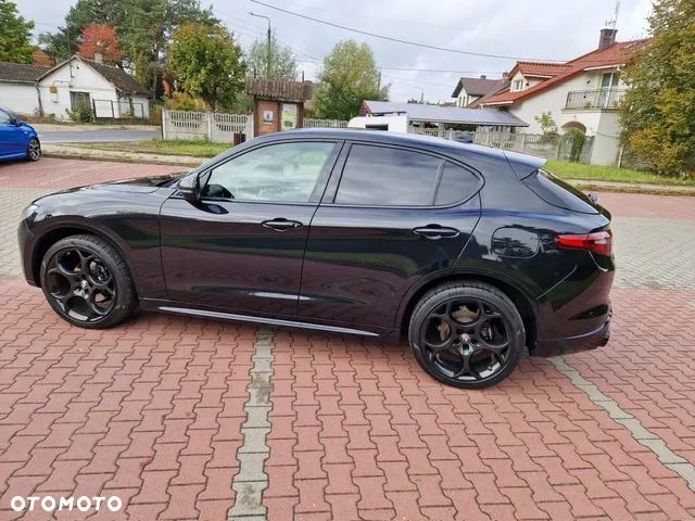 Alfa Romeo Stelvio 2.0 Turbo Estrema Q4 - 25