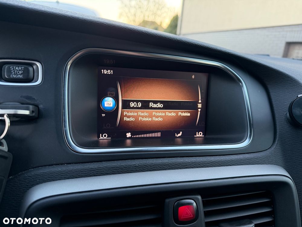Volvo V40 T3 - 18