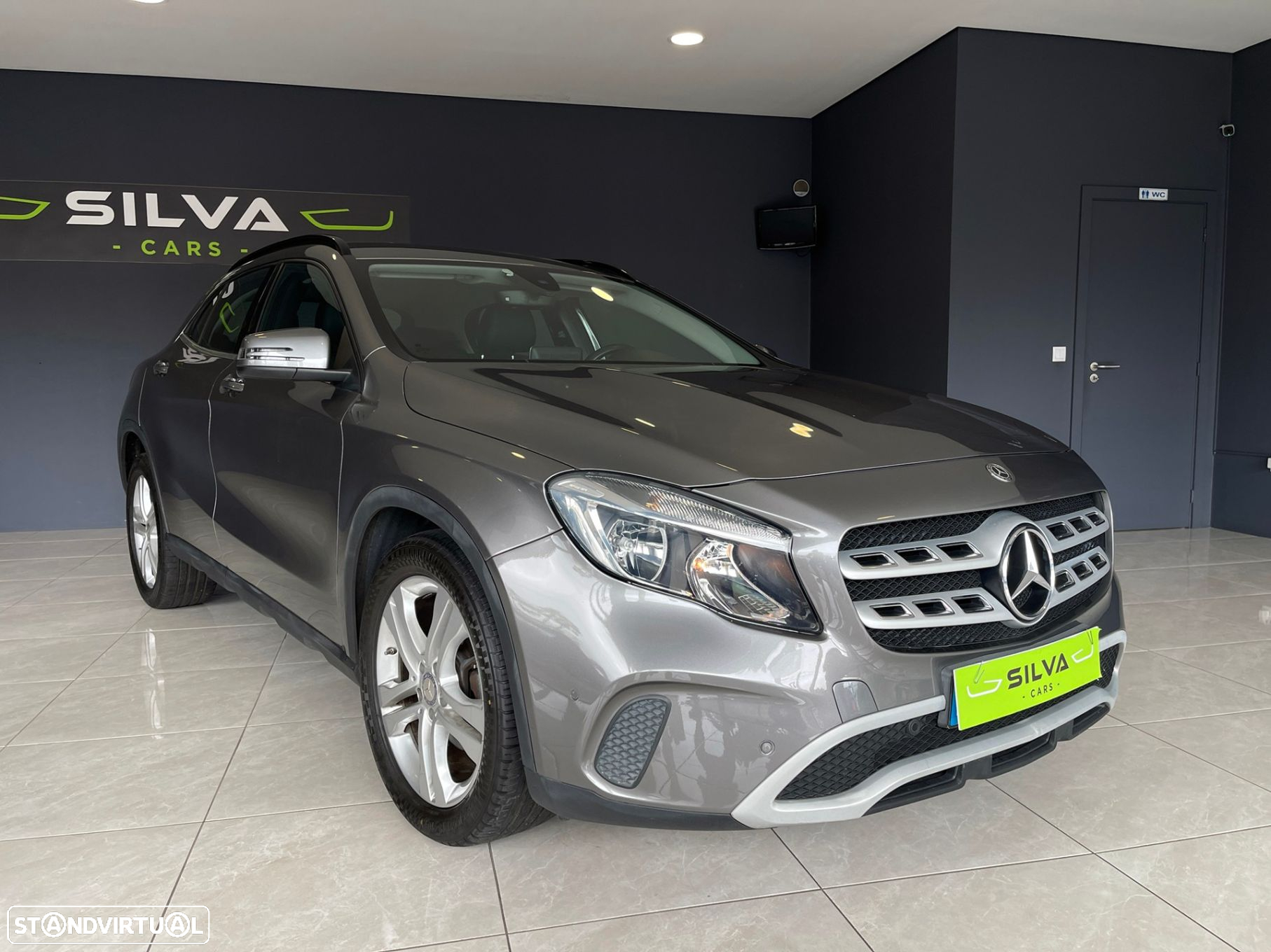 Mercedes-Benz GLA 200 d Urban - 3