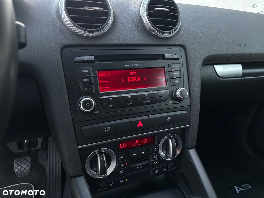 Audi A3 Sportback 1.6 Ambition - 24