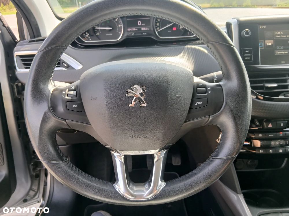 Peugeot 2008 PureTech 82 Allure - 12