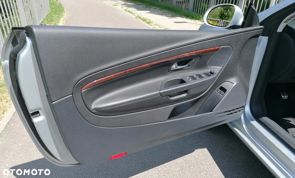 Volkswagen Eos 1.6 FSI - 12