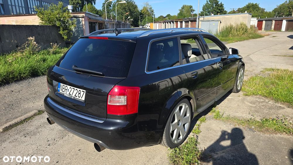 Audi S4 Limousine 4.2 Quattro - 33