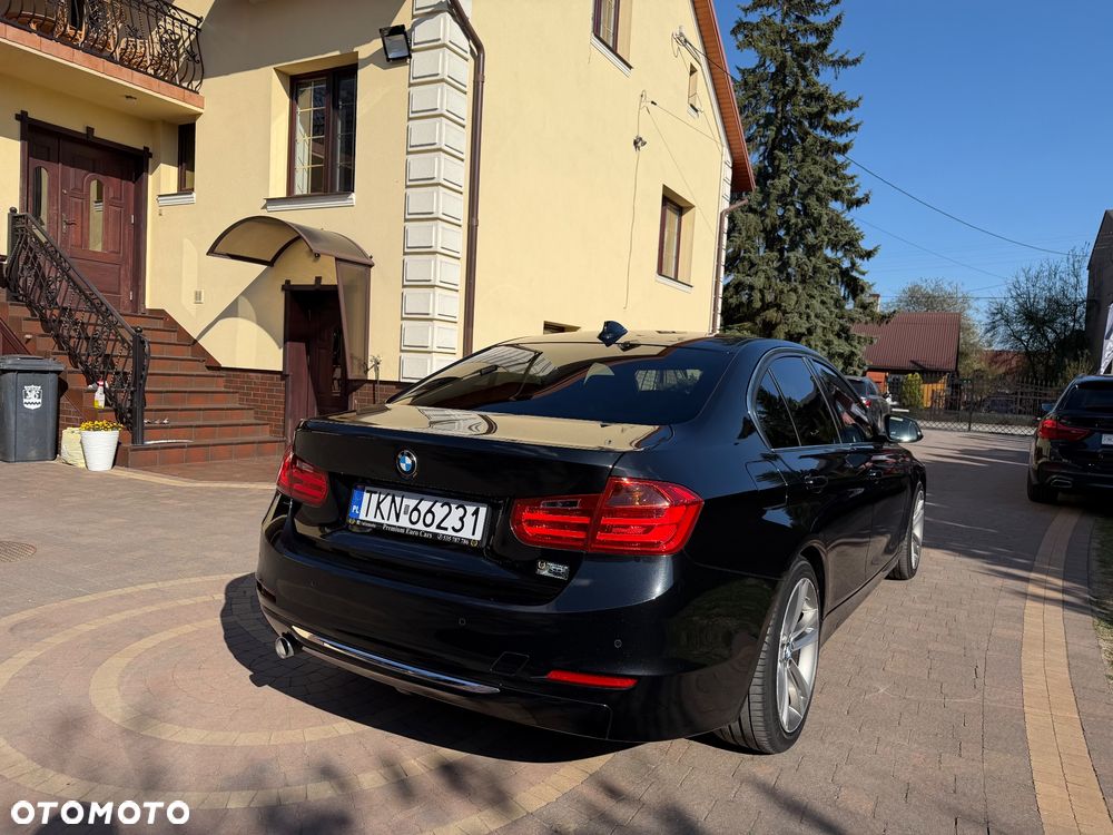 BMW Seria 3 320d Efficient Dynamic Edition Luxury Line - 13