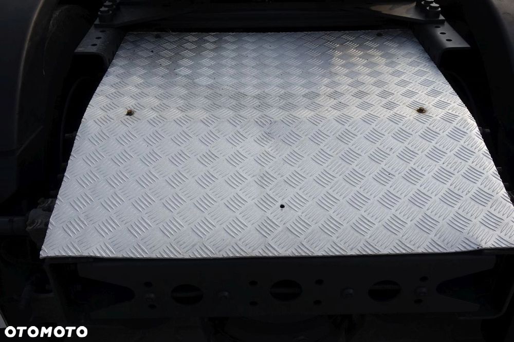 Renault GAMA T440 COMFORT CAB EURO 6 13 LITRÓW . STANDARD / AUTOMAT . LODÓWKA / 2 ZBIORNIKI / - 13