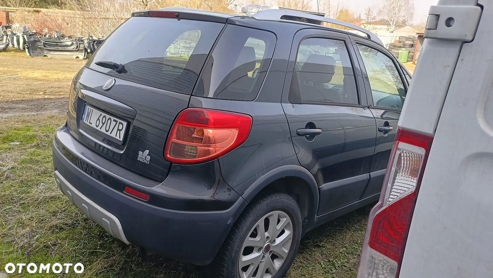 Fiat Sedici 1.9 Multijet 4x4 Dynamic - 3