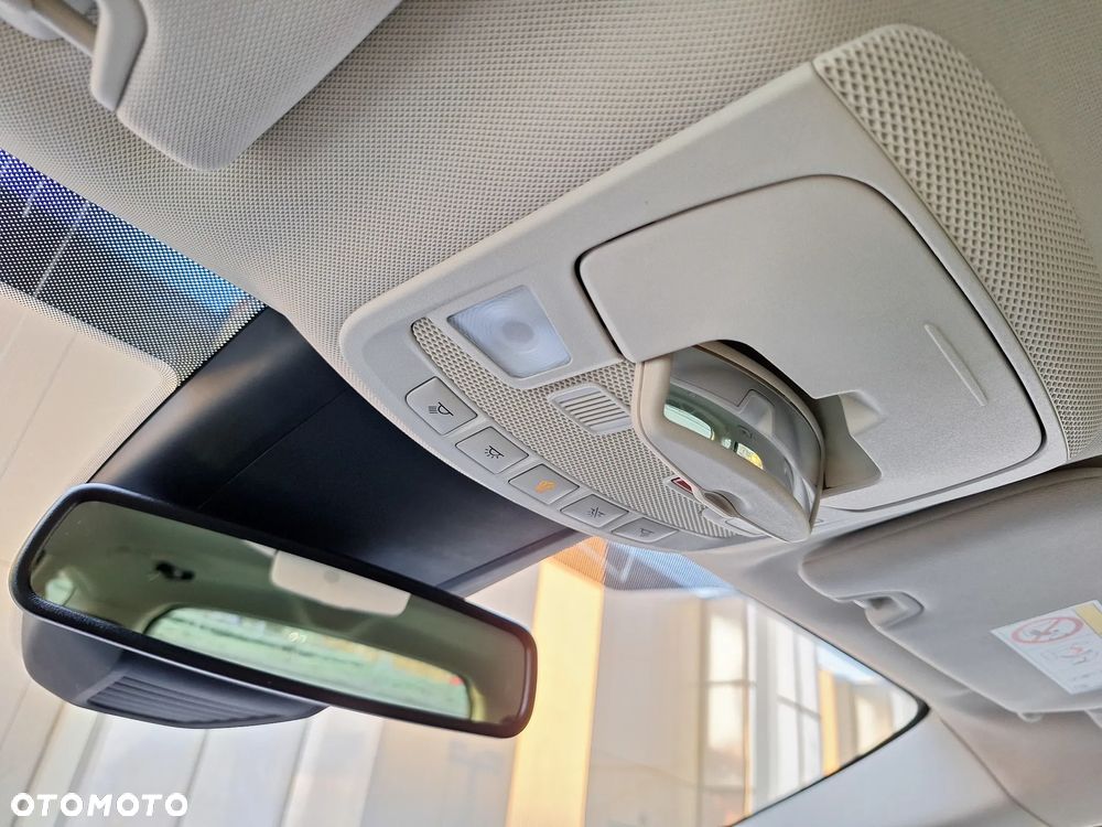 Ford S-Max 2.0 EcoBlue Titanium - 40