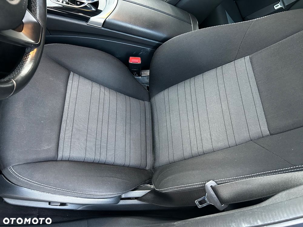 Mercedes-Benz Klasa C 200 (BlueTEC) d T 7G-TRONIC - 26