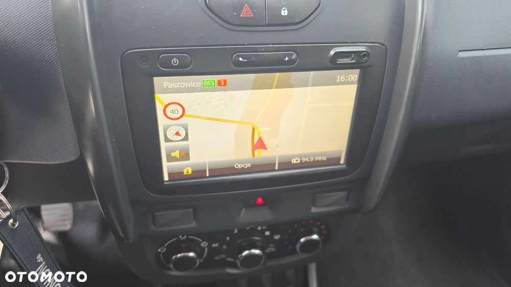 Dacia Duster TCe 125 4x2 Celebration - 16