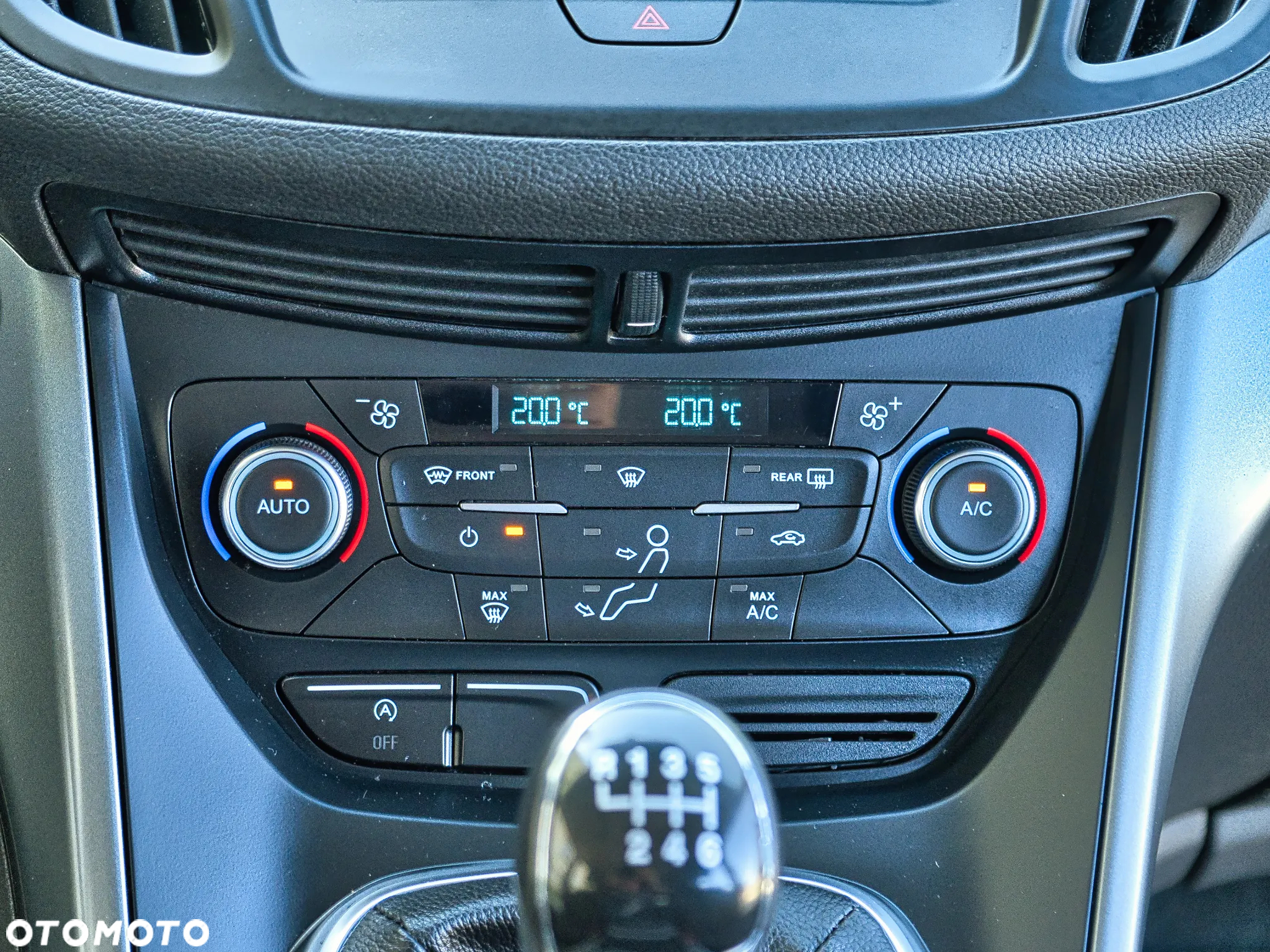 Ford Kuga 1.5 EcoBoost 2x4 SYNC - 20