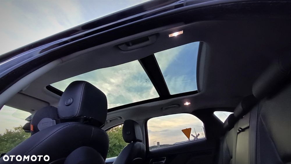 Jaguar F-Pace 20d Prestige - 11