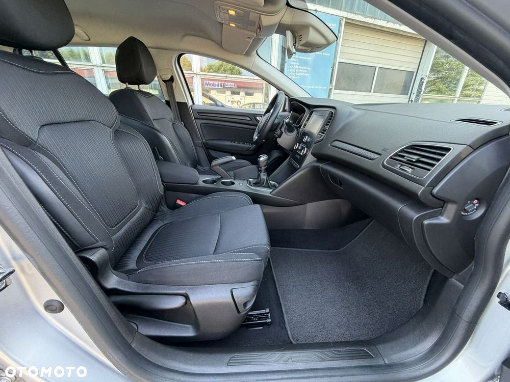 Renault Megane 1.3 TCe FAP Business - 36