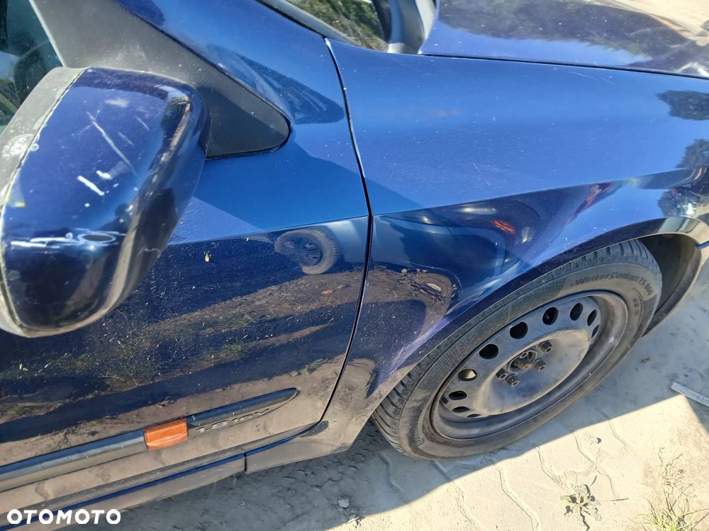 renault laguna II HB ted44 maska zderzak lampa grill błotnik drzwi zbiornik paliwa szyba - 9