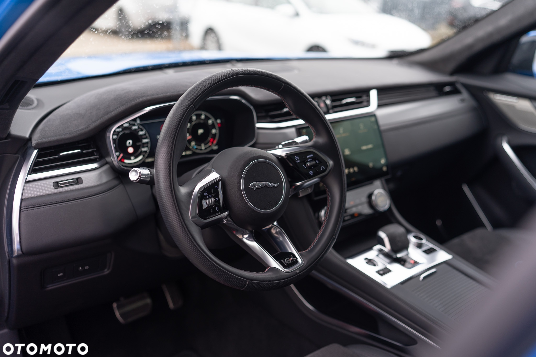 Jaguar F-Pace 5.0 V8 P550 AWD SVR - 7