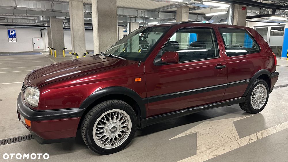 Volkswagen Golf - 3