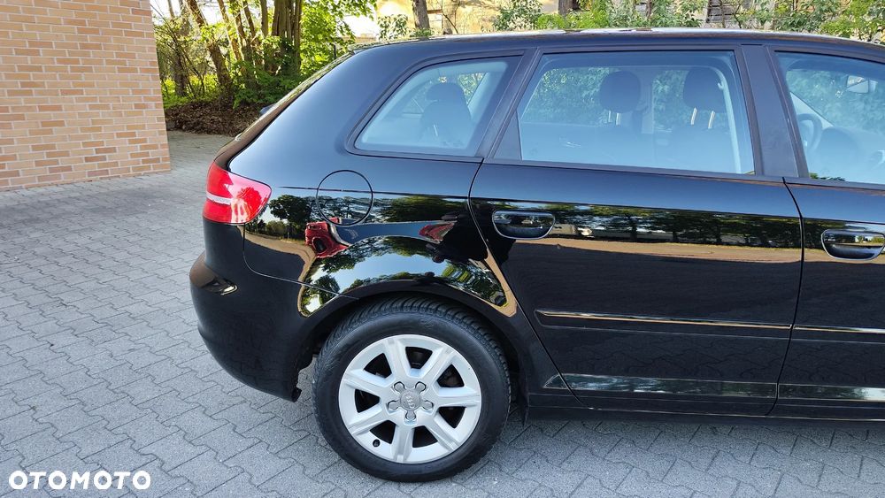 Audi A3 Sportback 1.6 Attraction - 10