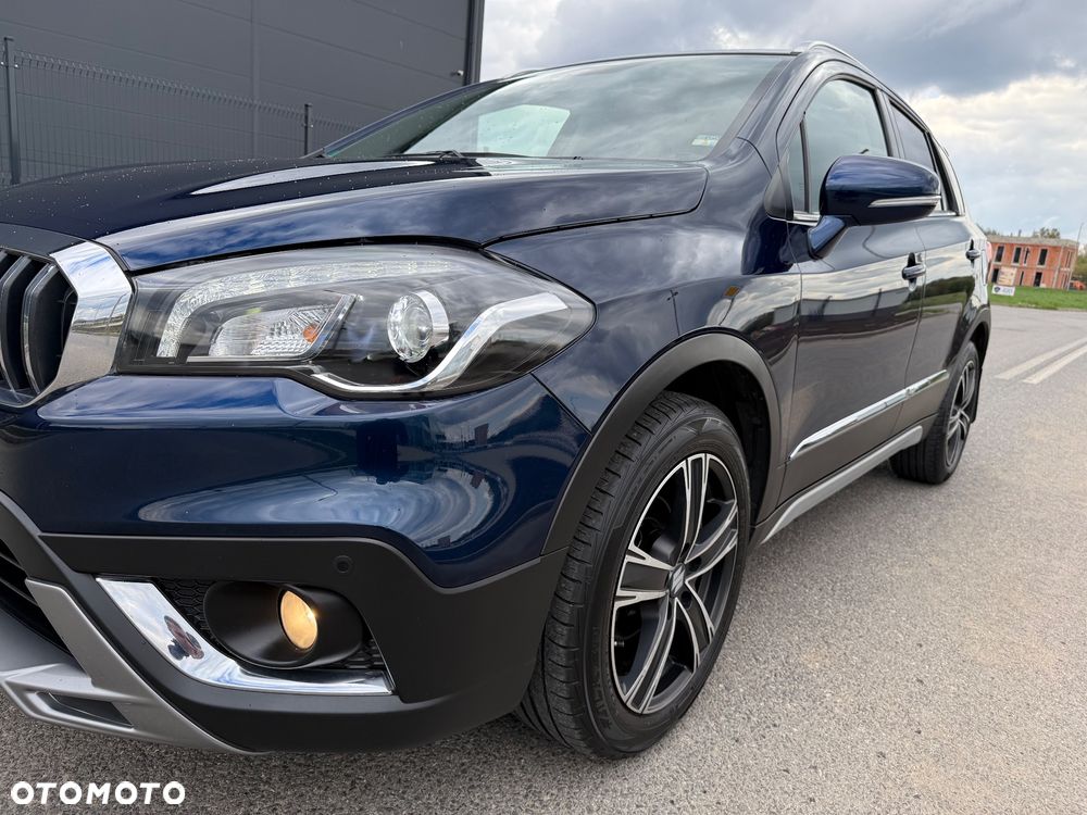 Suzuki SX4 S-Cross 1.4 T Premium 4WD - 19