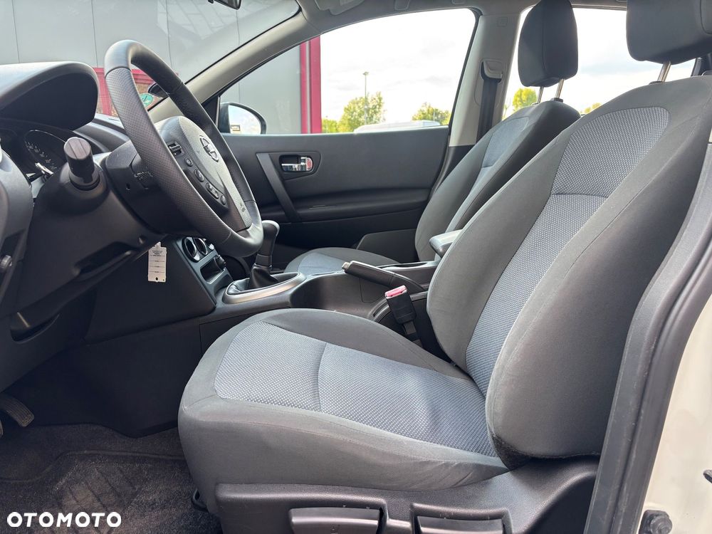 Nissan Qashqai 1.6 Visia - 13