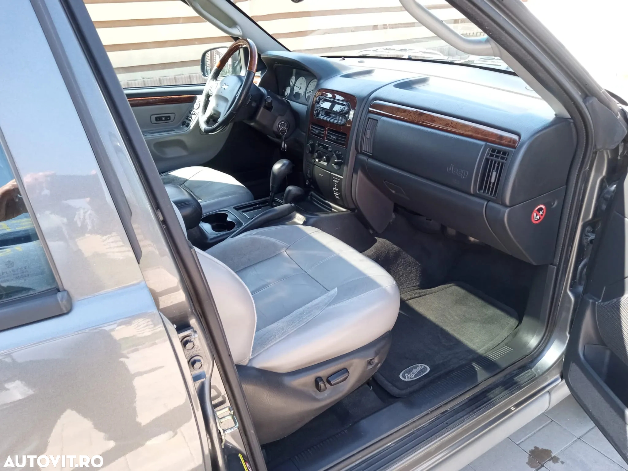 Jeep Grand Cherokee 2.7 CRD Overland - 13