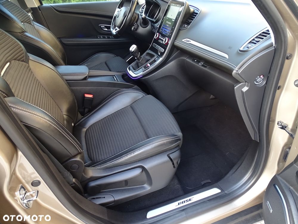Renault Grand Scenic Energy TCe 130 S&S Bose Edition - 13