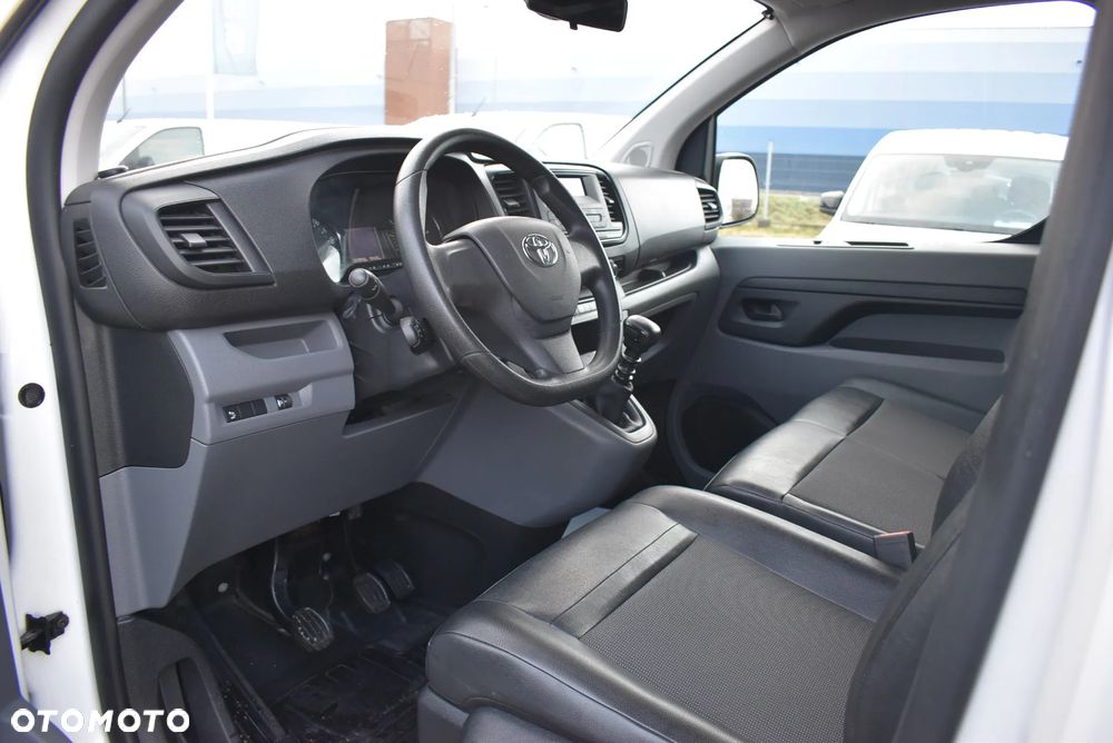 Toyota PROACE 2.0 D-4D LONG 3,1T ACTIVE - 9