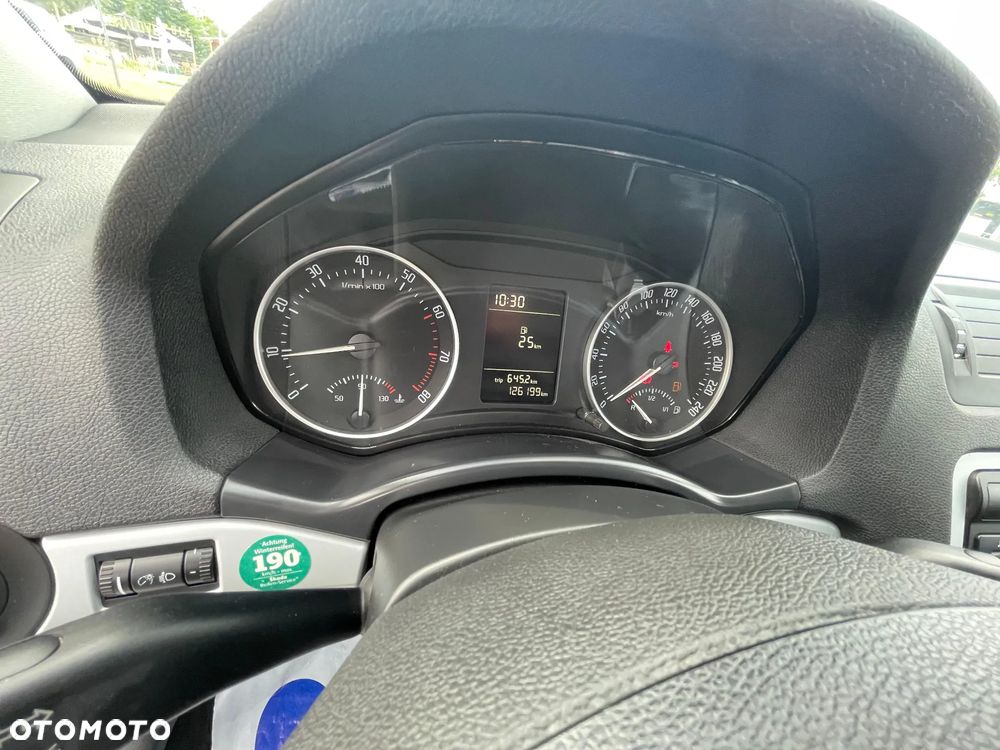 Skoda Octavia 1.6 Team Edition - 19