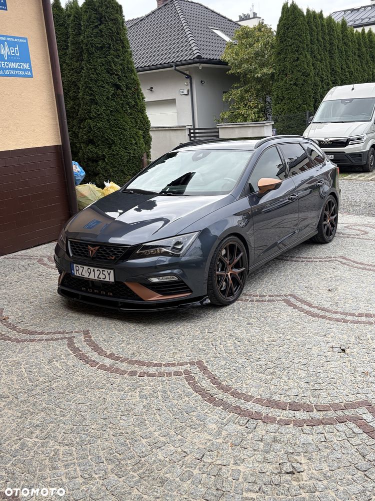 Seat Leon Sportstourer - 1