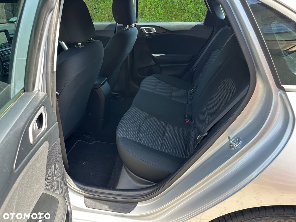 Kia Ceed 1.4 L Business Line Plus - 25