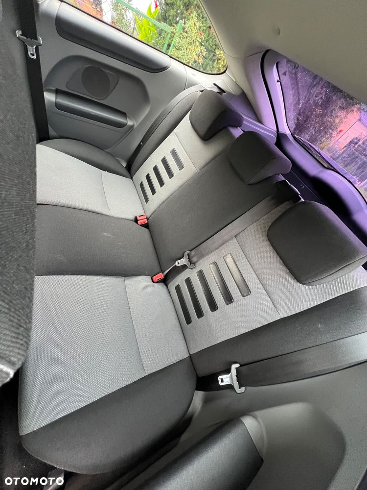 Ford Focus 1.6 16V Style+ - 16