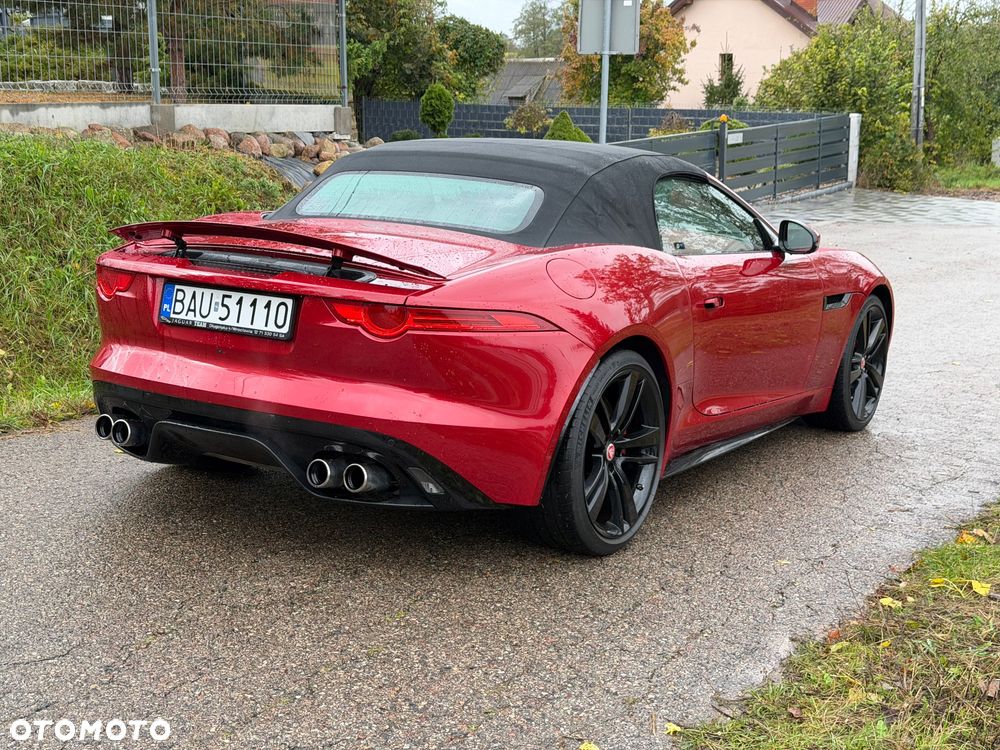 Jaguar F-Type R AWD - 13