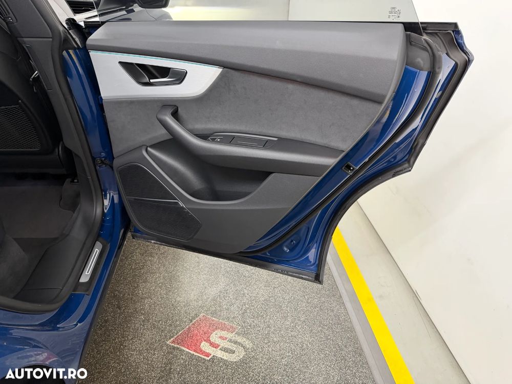 Audi Q8 SUV TFSI e quattro 290 kW tiptronic S line business - 20