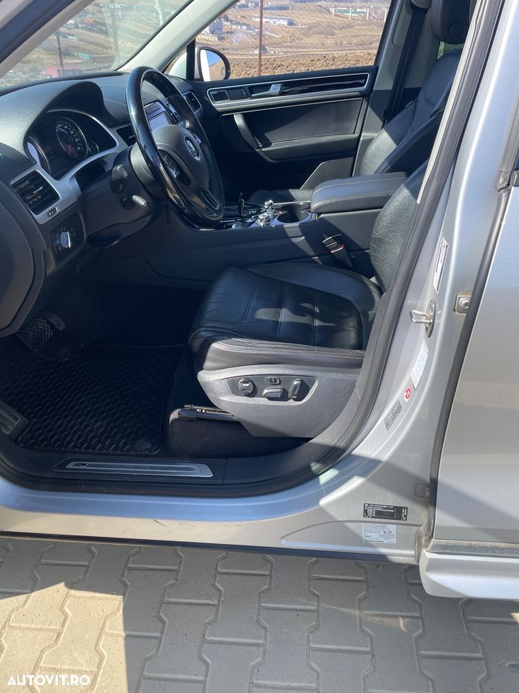 Volkswagen Touareg 3.0 V6 TDI BMT - 13