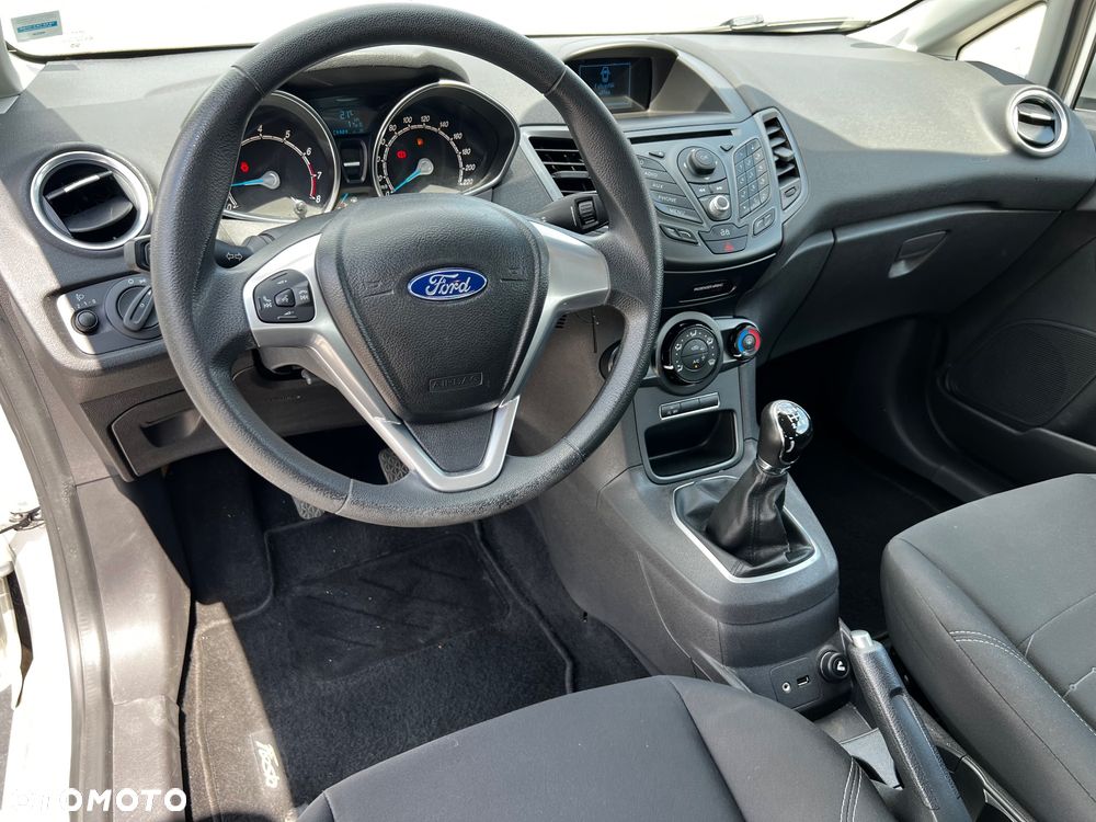 Ford Fiesta 1.0 Ambiente - 16