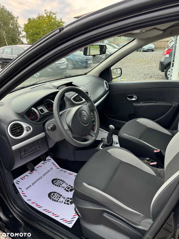 Renault Clio 1.2 16V 75 Dynamique - 5