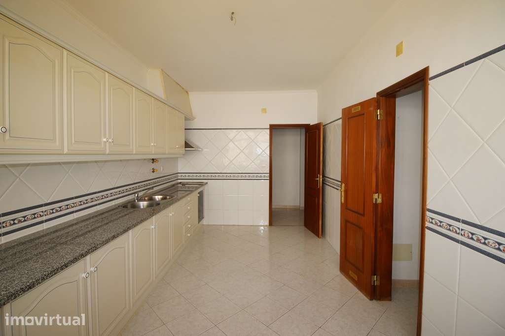 Apartamento T2 em Santarém - Grande imagem: 4/9
