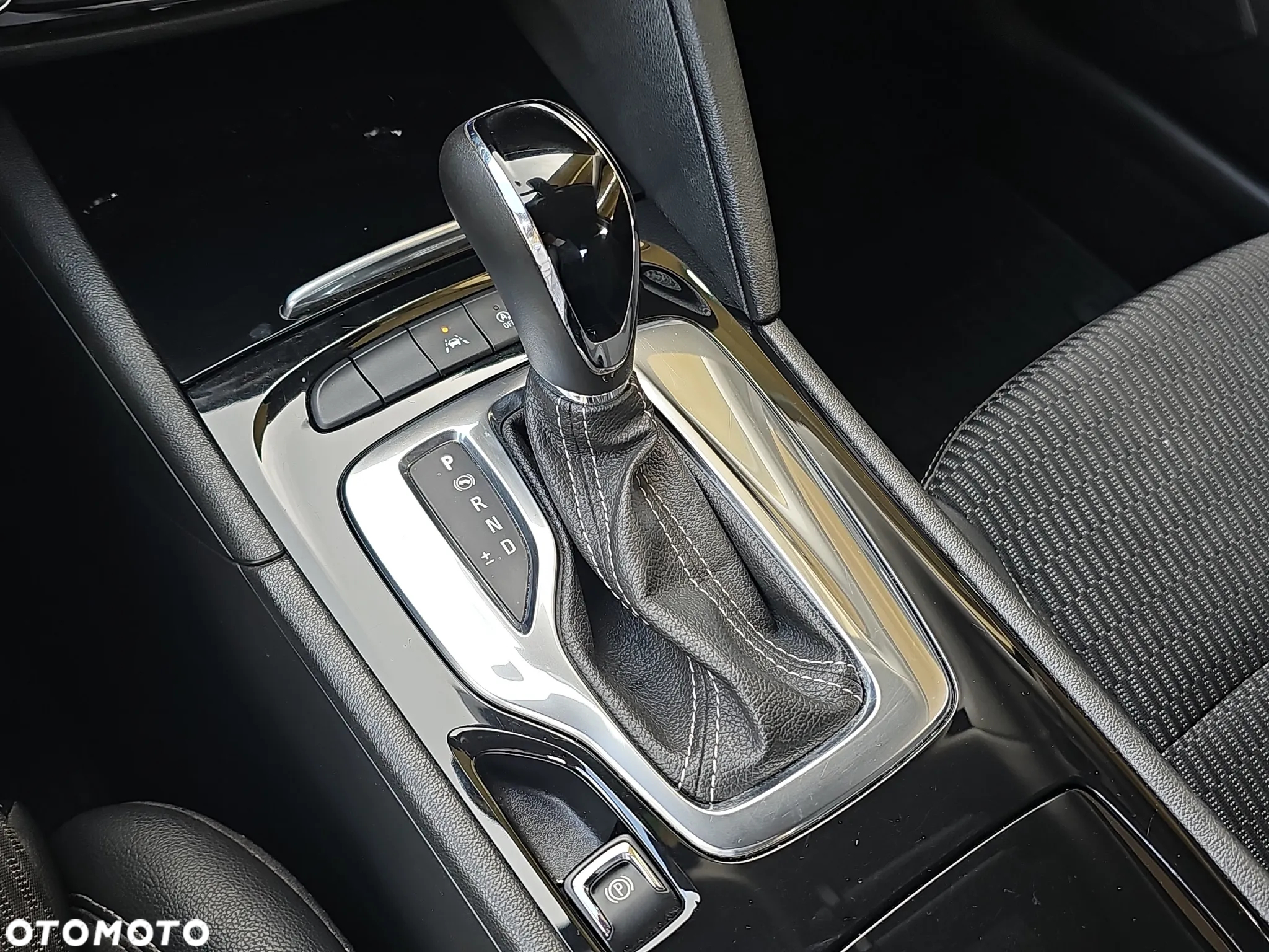 Opel Insignia 1.5 T Innovation S&S - 27
