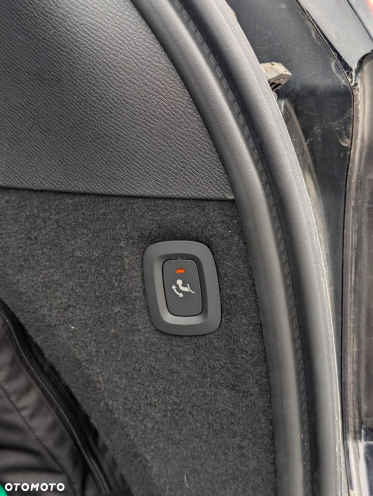 Volvo XC 90 - 26