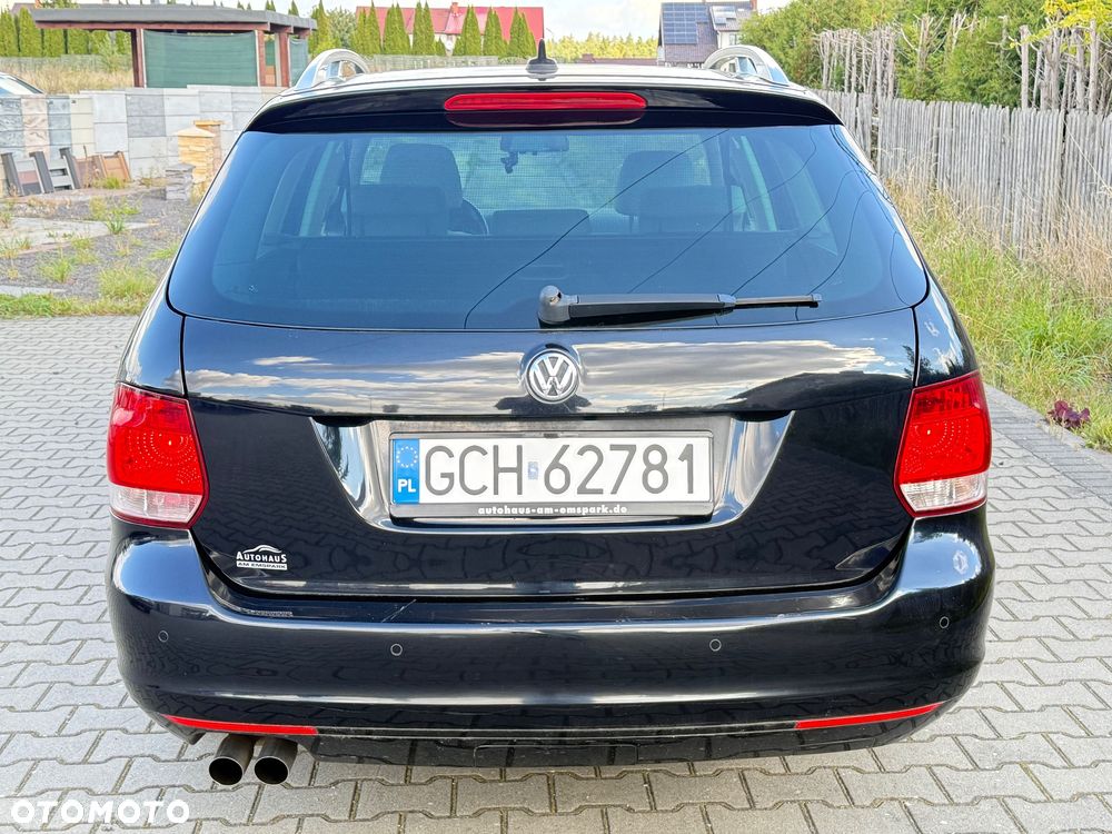 Volkswagen Golf - 8