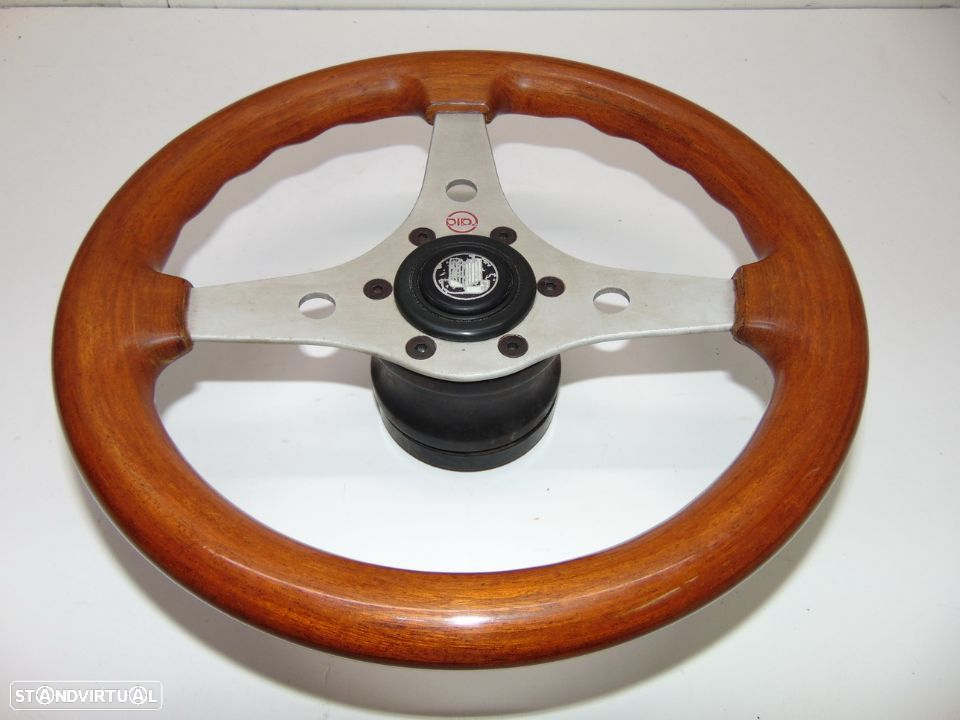 Volante desportivo Madeira - 7