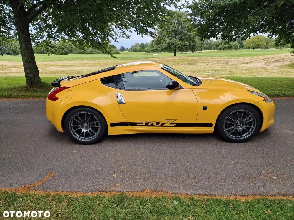 Nissan 370 Z Pack - 3