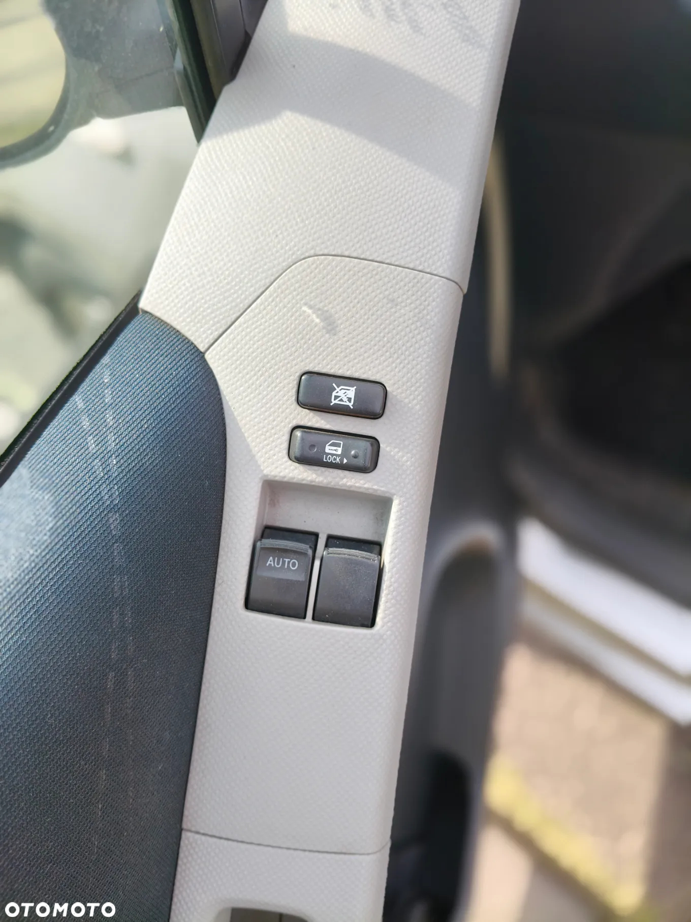 Toyota Yaris 1.3 Terra - 13