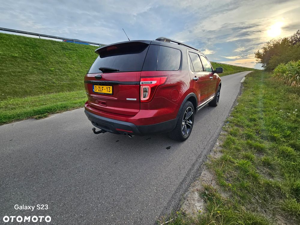 Ford Explorer - 6