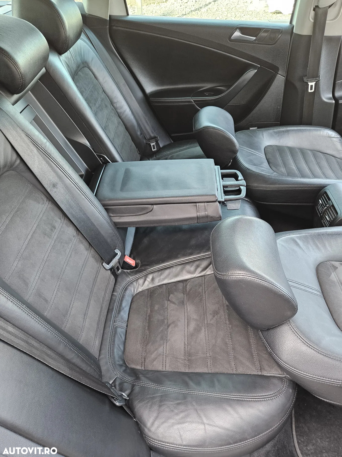 Volkswagen Passat Variant 2.0 TDI Highline DPF DSG - 35