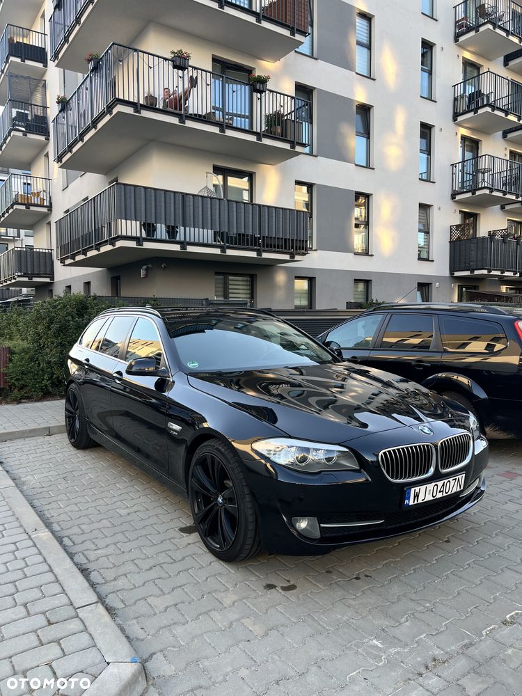 BMW Seria 5 530d xDrive - 1